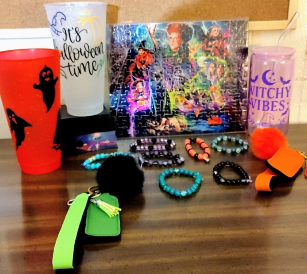 Medium Themed Gift Box